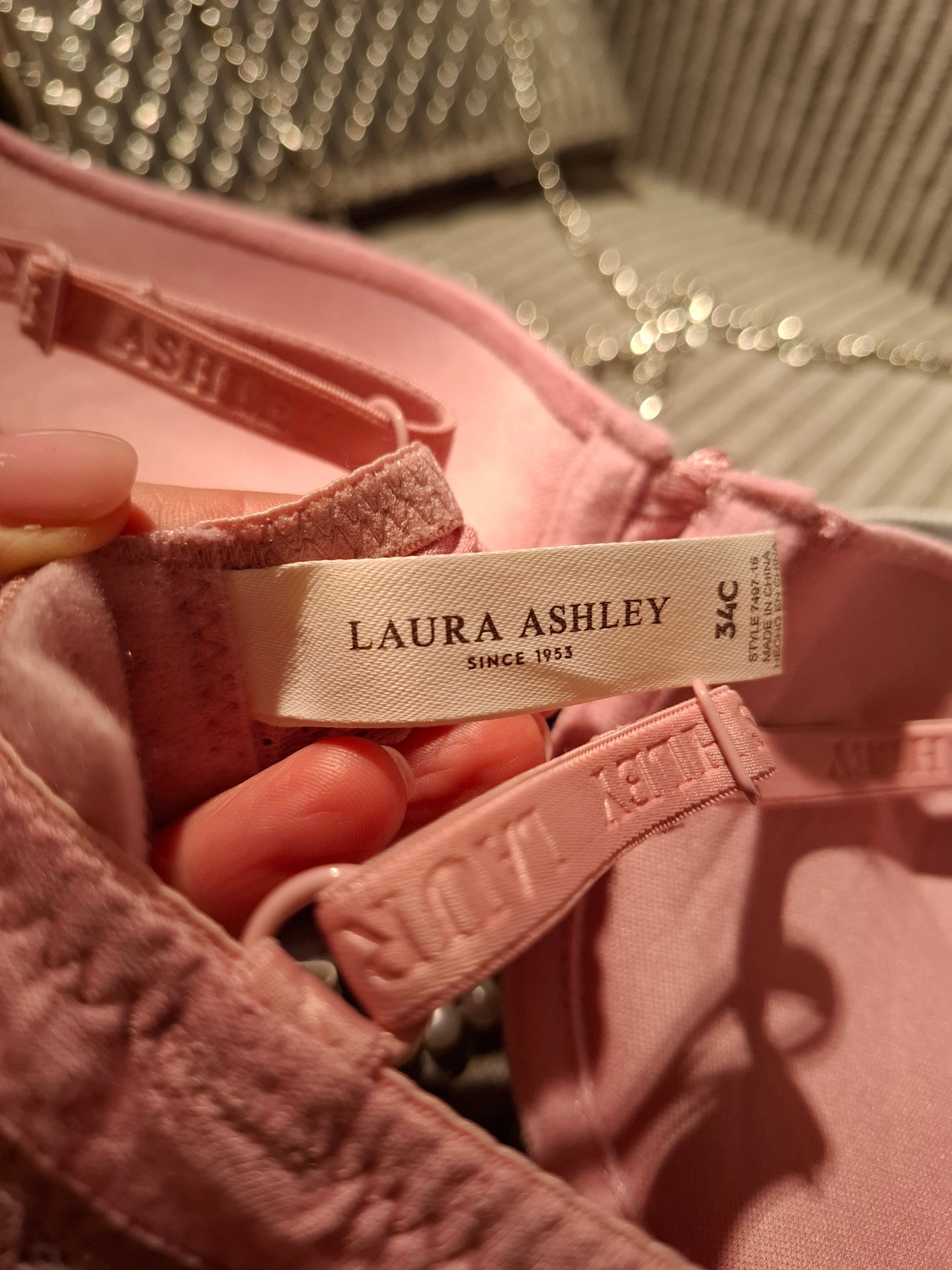 LAURA ASHLEY LIEMENĖLĖ 2 vnt. 🇬🇧 - UGNETE