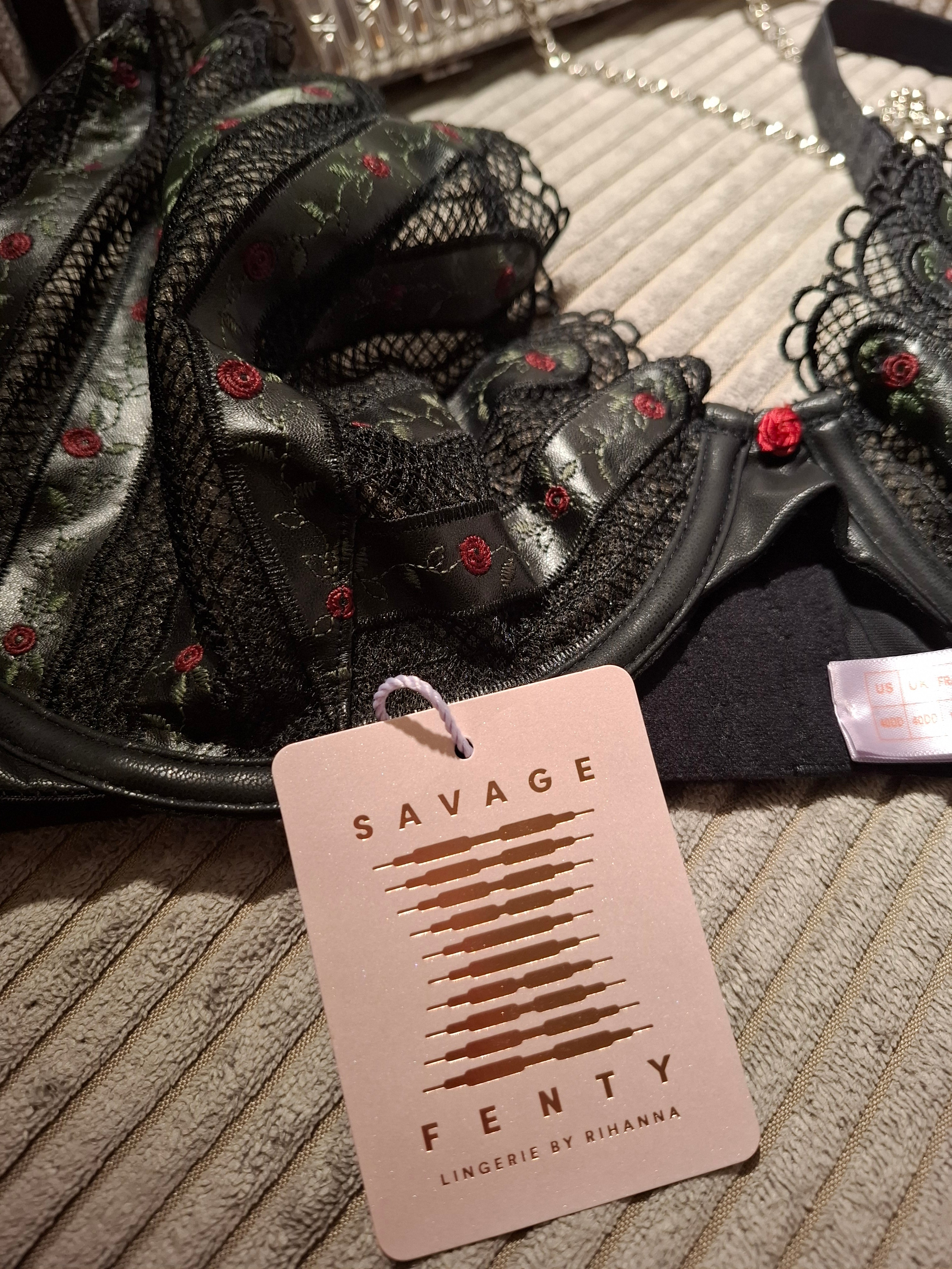 SAVAGE FENTY BY RIHANNA liemenėlė