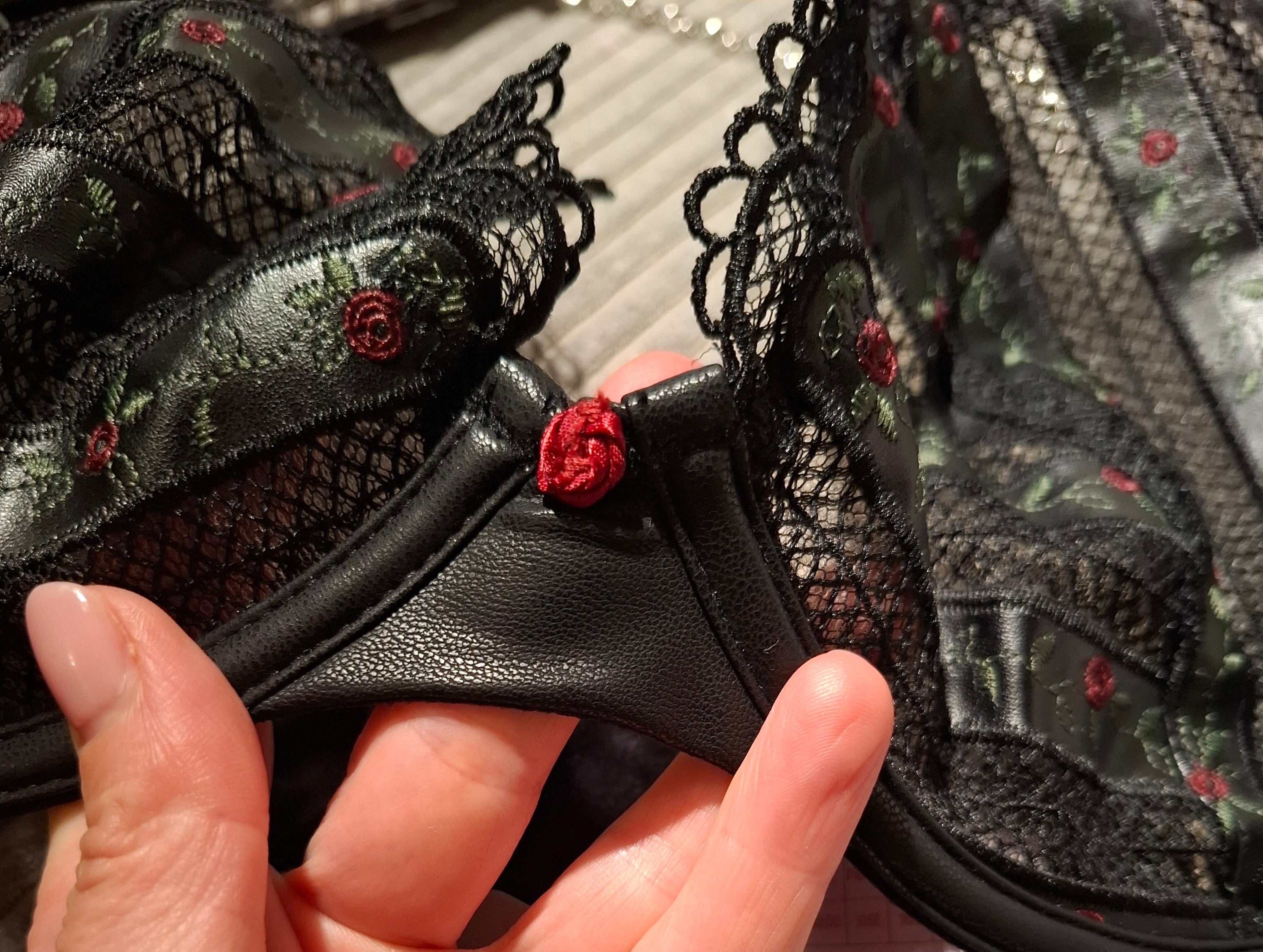 SAVAGE FENTY BY RIHANNA liemenėlė